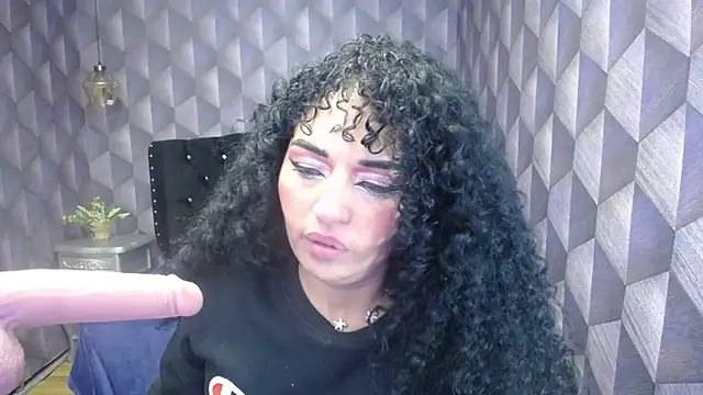 Sofiacowperx online show from 01.27.25