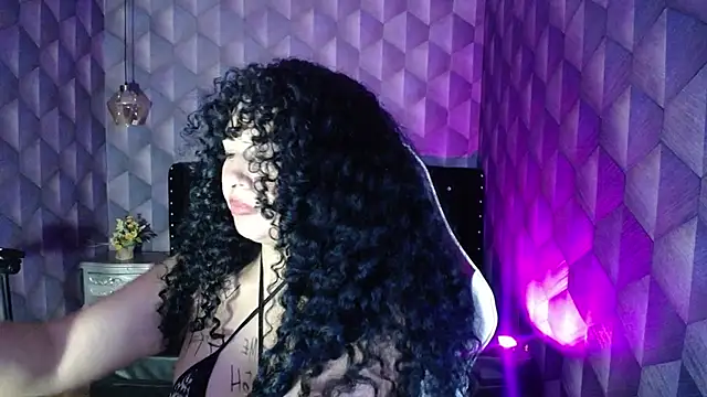 Sofiacowperx online show from 02.24.25