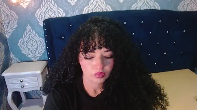 Sofiacowperx online show from 02.28.26