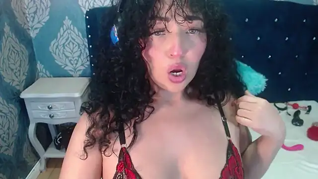 Sofiacowperx online show from 06.18.26