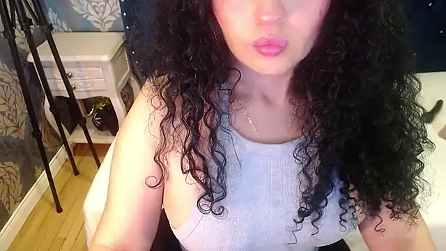 Sofiacowperx online show from 07.11.26