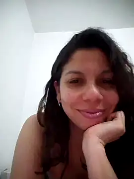 Snapshot of Carliina_Soussa chatting on 02.01.25 Carliina Soussa online show from 02.01.25