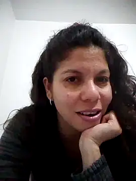 Snapshot of Carliina_Soussa chatting on 02.01.25 Carliina Soussa online show from 02.01.25