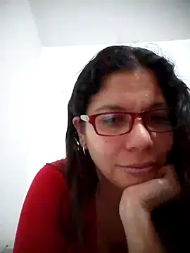 Snapshot of Carliina_Soussa chatting on 02.04.25 Carliina Soussa online show from 02.04.25