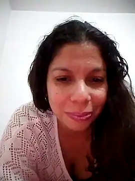 Snapshot of Carliina_Soussa chatting on 02.17.25 Carliina Soussa online show from 02.17.25