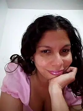 Snapshot of Carliina_Soussa chatting on 02.19.25 Carliina Soussa online show from 02.19.25