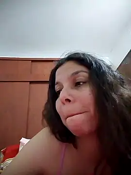 Snapshot of Carliina_Soussa chatting on 02.28.25 Carliina Soussa online show from 02.28.25