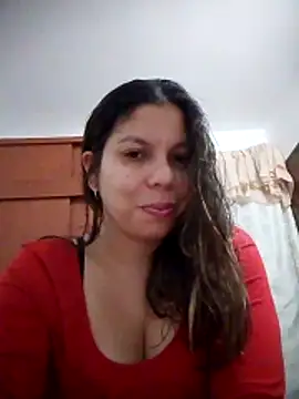 Snapshot of Carliina_Soussa chatting on 10.14.25 Carliina Soussa online show from 10.14.25