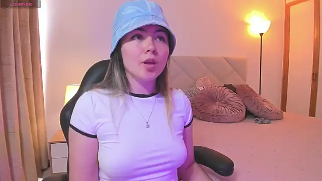 Lau Bee online show from 03.18.25