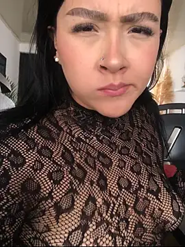 Abigail Cowen online show from 10.09.25