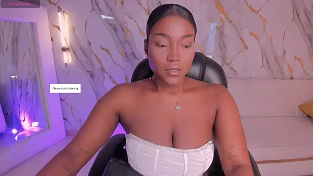 SavannahStorm online show from 04.30.26
