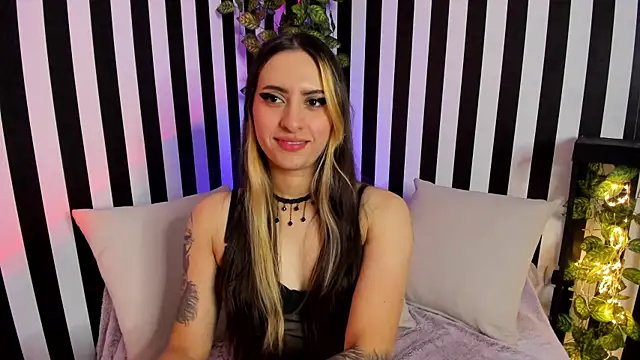 liz goth online show from 10.17.25