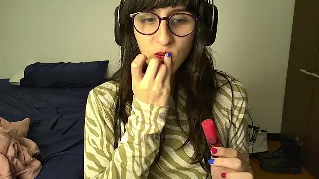 Snapshot of Alice_love29 chatting on 01.06.25 Alice love29 online show from 01.06.25