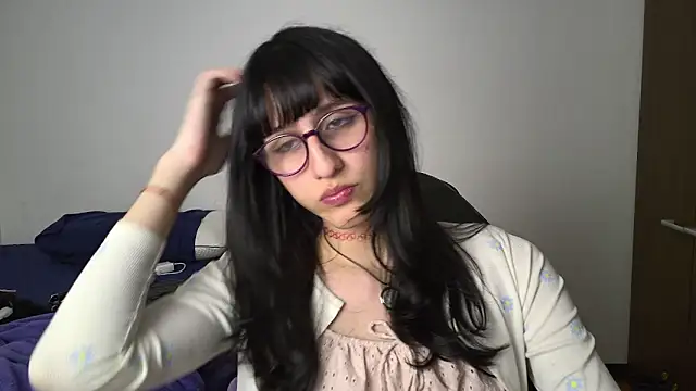 Snapshot of Alice_love29 chatting on 01.09.25 Alice love29 online show from 01.09.25