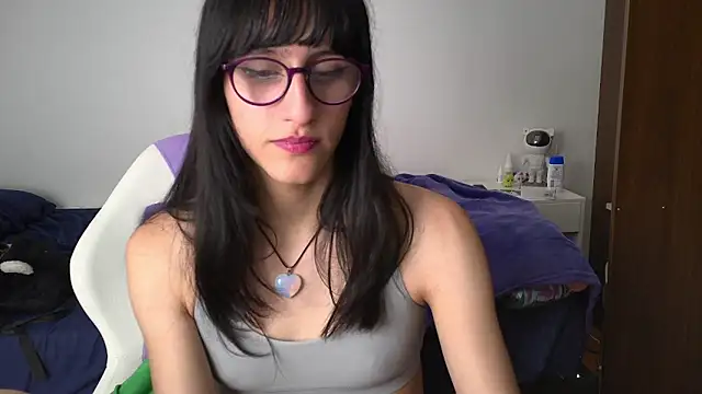 Snapshot of Alice_love29 chatting on 02.03.25 Alice love29 online show from 02.03.25