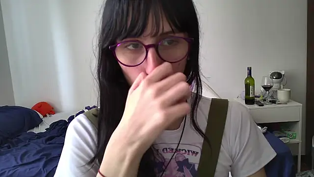 Snapshot of Alice_love29 chatting on 02.08.25 Alice love29 online show from 02.08.25