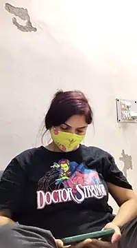 Snapshot of illay_love chatting on 03.18.25 illay love online show from 03.18.25