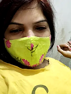 Snapshot of illay_love chatting on 03.21.25 illay love online show from 03.21.25