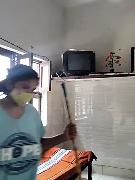 Snapshot of illay_love chatting on 09.14.25 illay love online show from 09.14.25