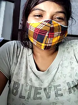 Snapshot of illay_love chatting on 09.21.25 illay love online show from 09.21.25