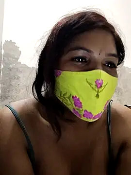 Snapshot of illay_love chatting on 09.28.25 illay love online show from 09.28.25