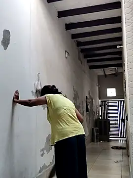 Snapshot of illay_love chatting on 10.12.25 illay love online show from 10.12.25