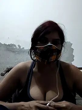 Snapshot of illay_love chatting on 10.18.25 illay love online show from 10.18.25