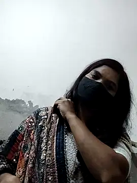 Snapshot of illay_love chatting on 10.20.25 illay love online show from 10.20.25