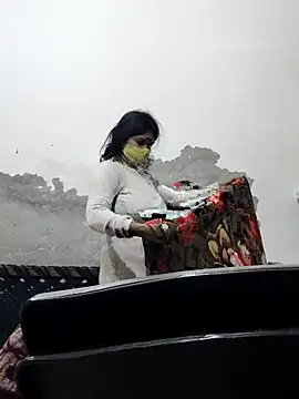 Snapshot of illay_love chatting on 11.22.25 illay love online show from 11.22.25