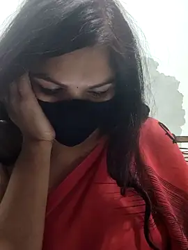 Snapshot of illay_love chatting on 11.24.25 illay love online show from 11.24.25