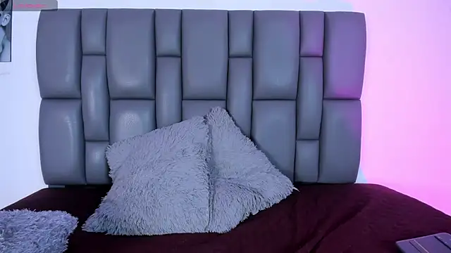 Sophia Lemos online show from 03.22.25