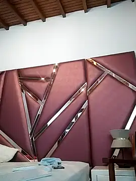 Adel Nesbiit online show from 02.02.25