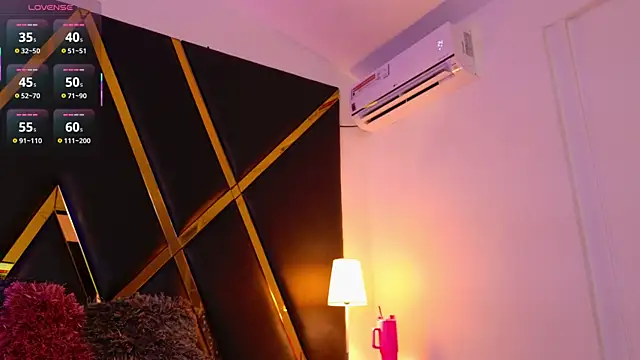 Adel Nesbiit online show from 10.17.25