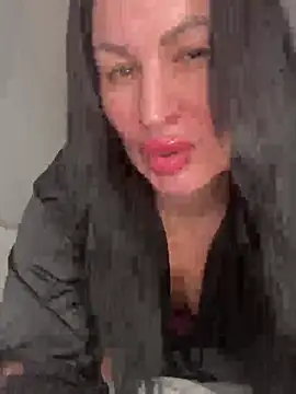 Snapshot of Helena7077 chatting on 01.17.26 Helena7077 online show from 01.17.26