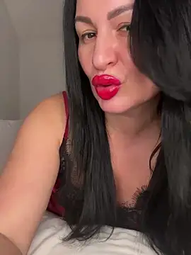 Snapshot of Helena7077 chatting on 02.04.26 Helena7077 online show from 02.04.26