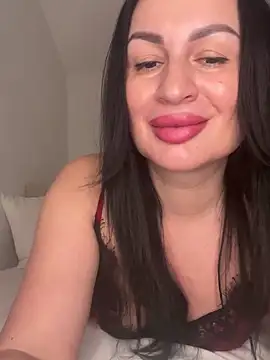 Snapshot of Helena7077 chatting on 02.18.26 Helena7077 online show from 02.18.26