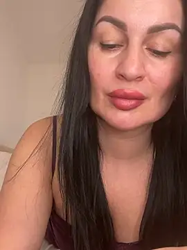 Snapshot of Helena7077 chatting on 02.27.26 Helena7077 online show from 02.27.26