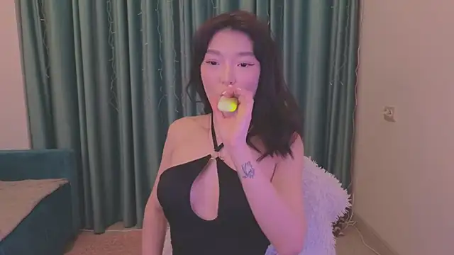 AudreyMell online show from 01.06.25