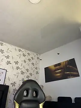 Snapshot of ElaaPerez chatting on 03.12.26 ElaaPerez online show from 03.12.26