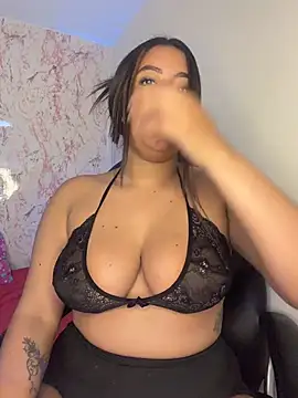 Snapshot of ElaaPerez chatting on 03.29.26 ElaaPerez online show from 03.29.26