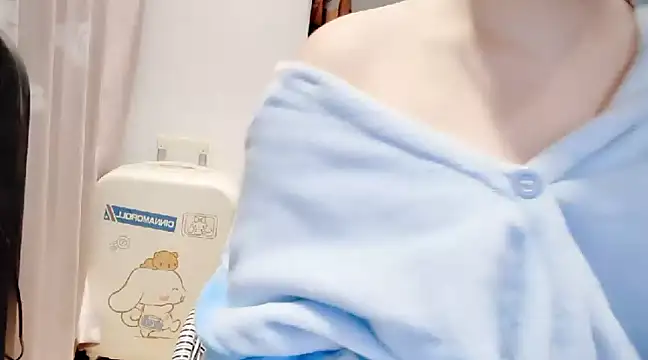 Snapshot of arena1357 chatting on 03.22.25 arena1357 online show from 03.22.25