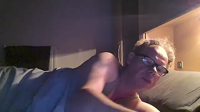 kinkyslet8 online show from 09.11.25