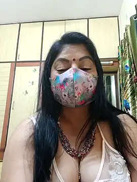 Snapshot of Ratna-777 chatting on 02.17.25 Ratna-777 online show from 02.17.25