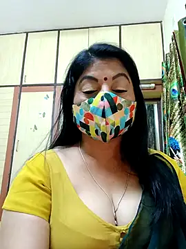 Snapshot of Ratna-777 chatting on 02.27.25 Ratna-777 online show from 02.27.25