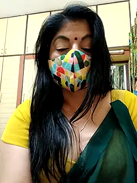 Snapshot of Ratna-777 chatting on 02.28.25 Ratna-777 online show from 02.28.25