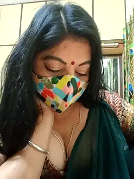 Snapshot of Ratna-777 chatting on 03.08.25 Ratna-777 online show from 03.08.25