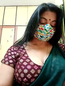 Snapshot of Ratna-777 chatting on 03.19.25 Ratna-777 online show from 03.19.25