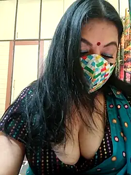 Snapshot of Ratna-777 chatting on 10.01.25 Ratna-777 online show from 10.01.25