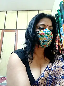 Snapshot of Ratna-777 chatting on 10.23.25 Ratna-777 online show from 10.23.25