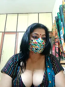 Snapshot of Ratna-777 chatting on 11.01.25 Ratna-777 online show from 11.01.25